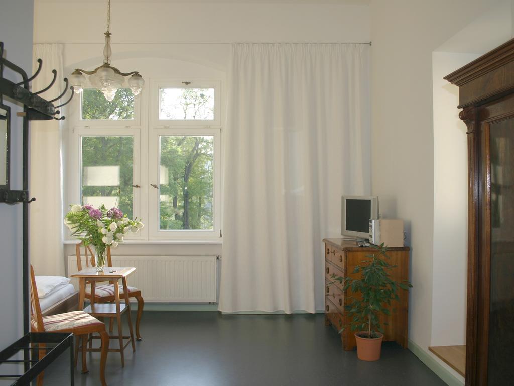 Therese-Malten-Villa Дрезден Стая снимка